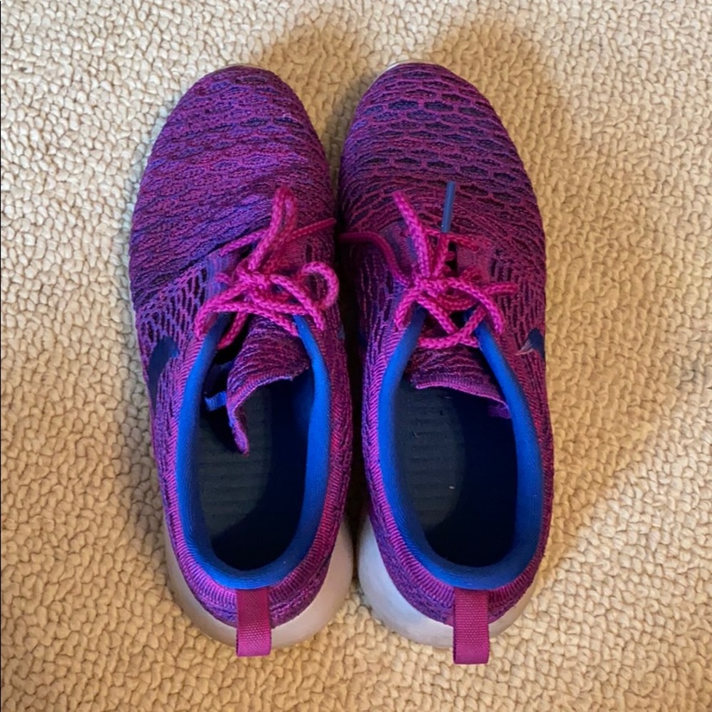 Nike shoes